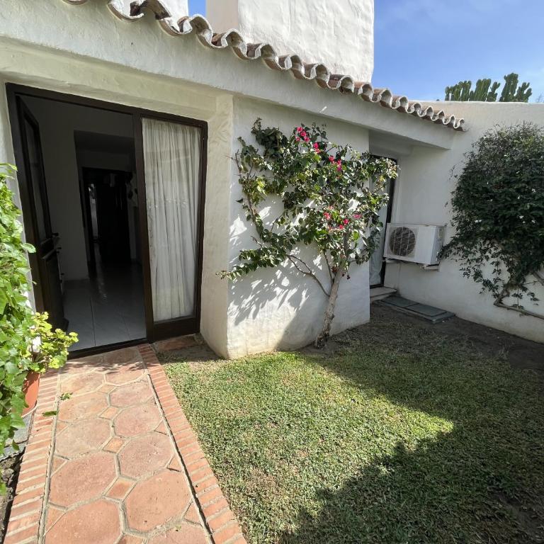 Estepona - Playa - 1 dormitorio con jardines al lado del mar Te11 - Apartamento - 3