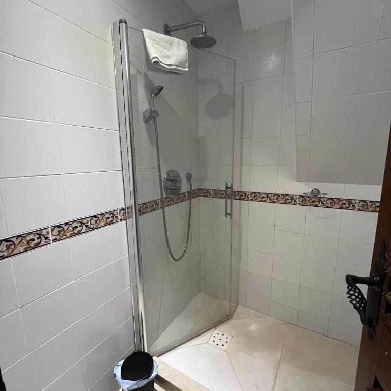 Estepona - Playa - 1 dormitorio con jardines al lado del mar Te11 - Apartamento - 21