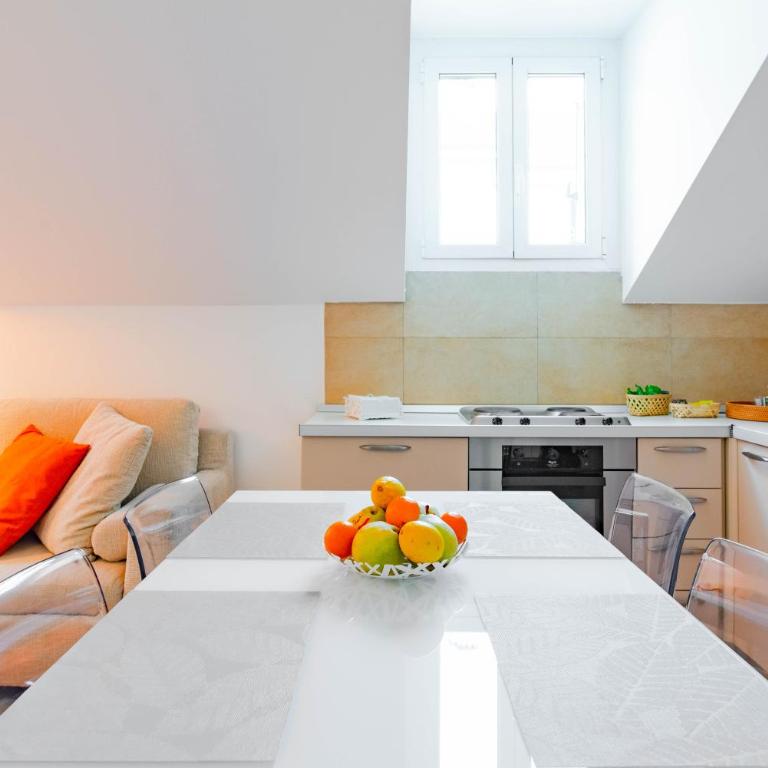 Cà Maria Vittoria by HAPPYHOSTORINO - Apartment - 4