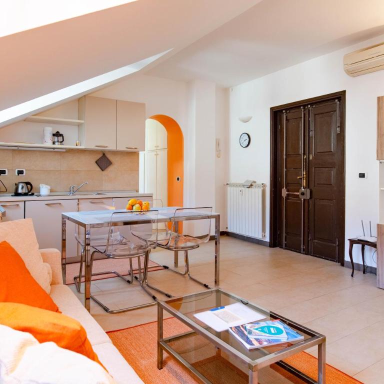 Cà Maria Vittoria by HAPPYHOSTORINO - Apartment - 7