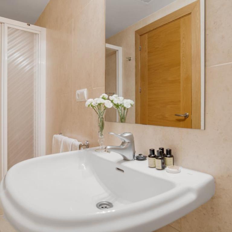 Apartamento de 2 dormitorios en Playas del Duque - Apartamento de 2 dormitorios - 10