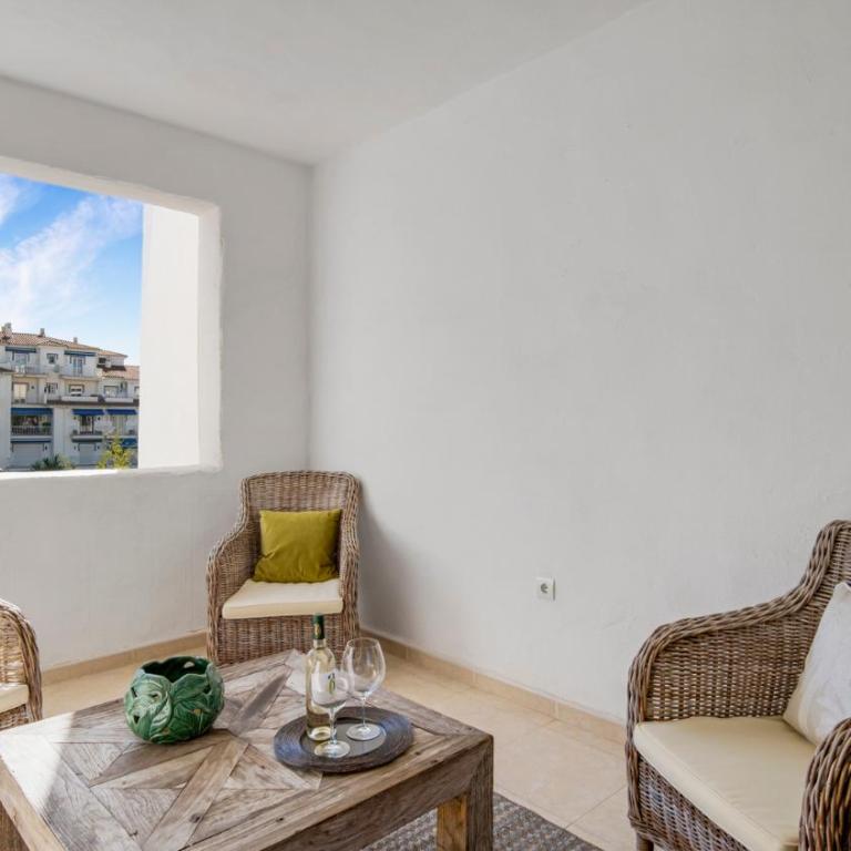 Apartamento de 2 dormitorios en Playas del Duque - Apartamento de 2 dormitorios - 20