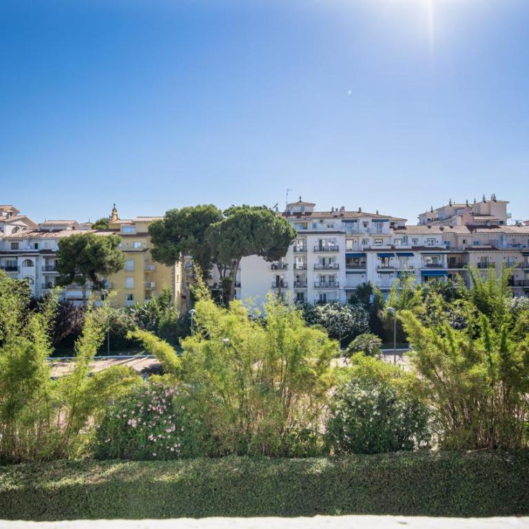 Apartamento de 2 dormitorios en Playas del Duque - Apartamento de 2 dormitorios - 23