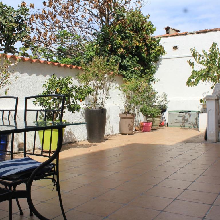 Maison, 2chambres, gde terrasse, prox SNCF, friche et Vieux Port - Two-Bedroom House - 14