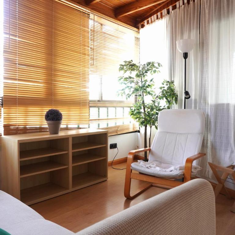 Apartamento Costa, cerca de la playa y comercios. - Apartamento de 2 dormitorios - 12