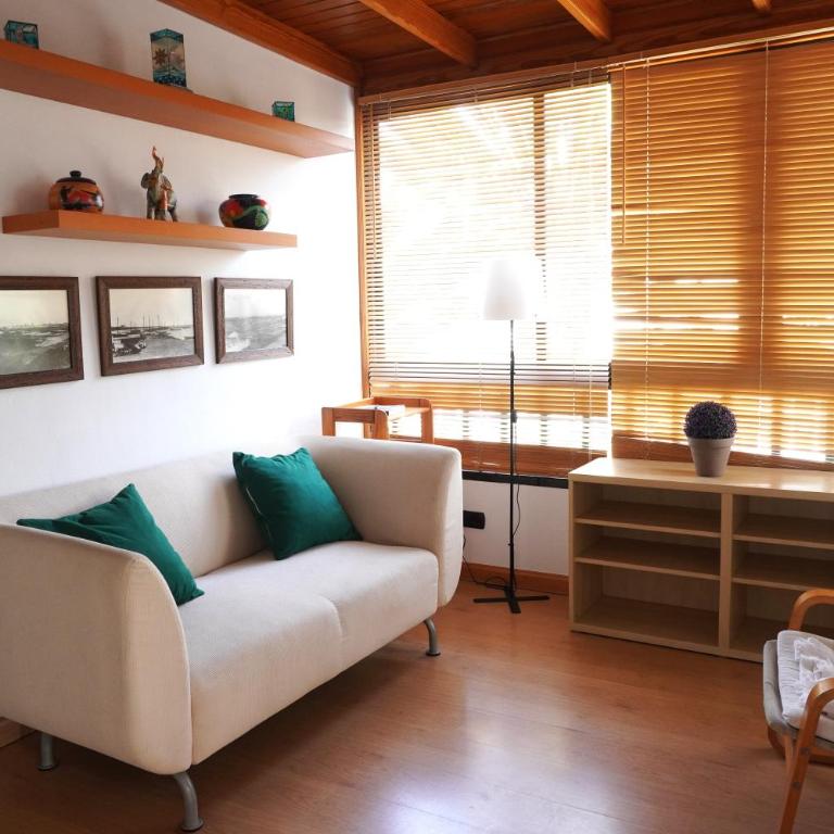 Apartamento Costa, cerca de la playa y comercios. - Apartamento de 2 dormitorios - 1