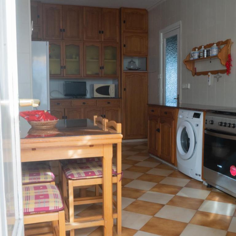 Gran apartamento en el centro Villajoyosa - Vistas al mar, 5 dormitorios y enorme terraza - Apartment - 9