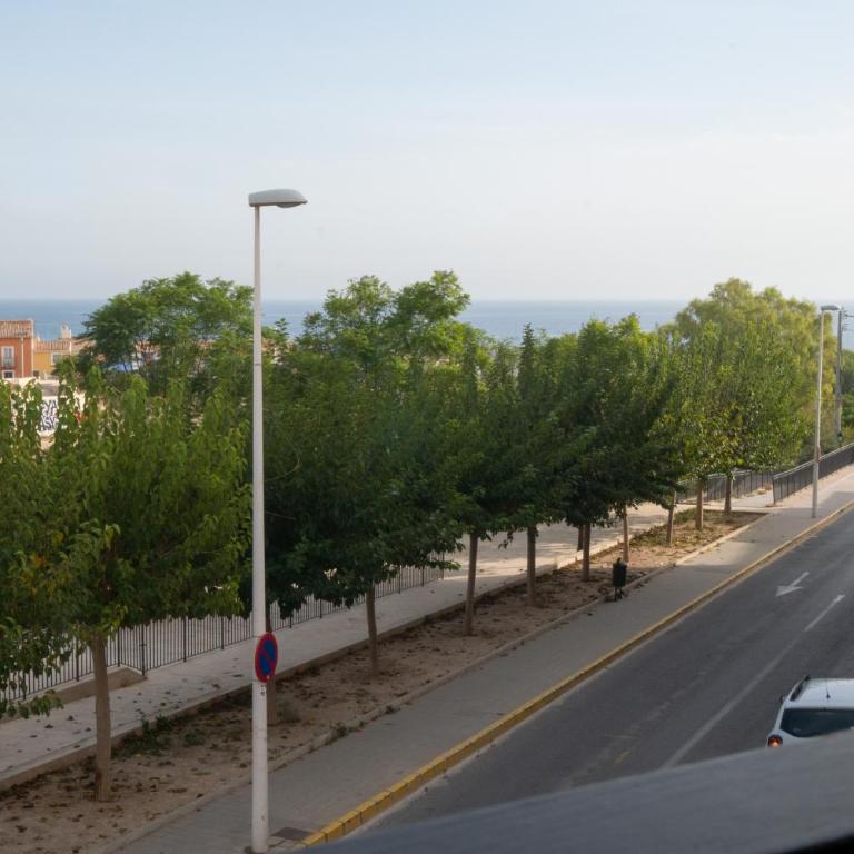 Gran apartamento en el centro Villajoyosa - Vistas al mar, 5 dormitorios y enorme terraza - Apartment - 2