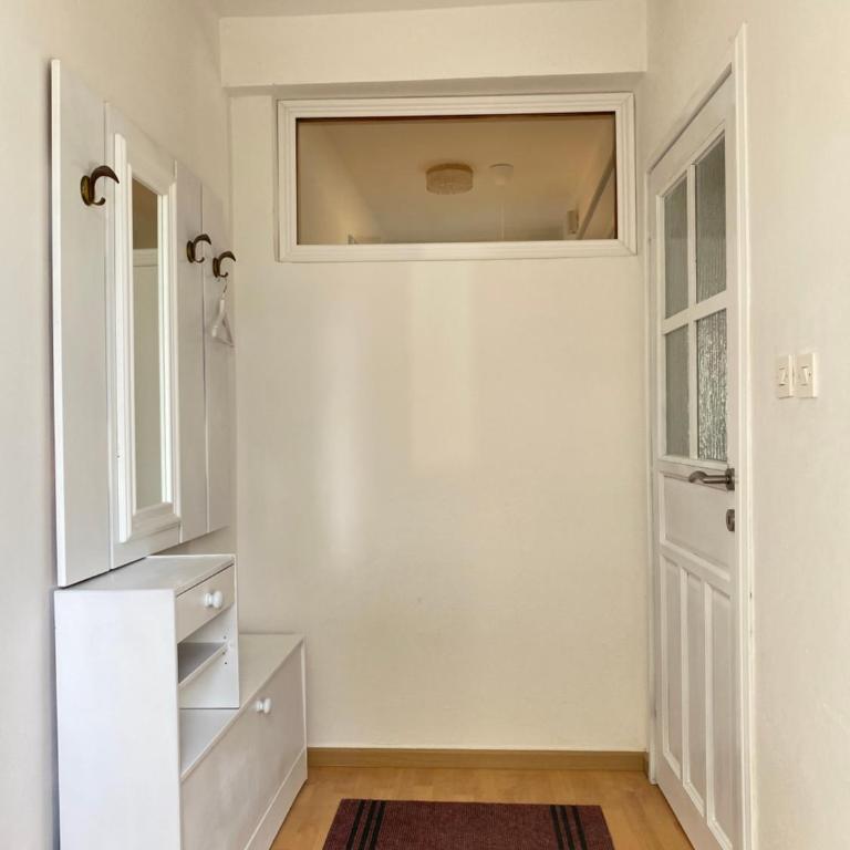Bonita Apartments - Three-Bedroom Apartment - 23