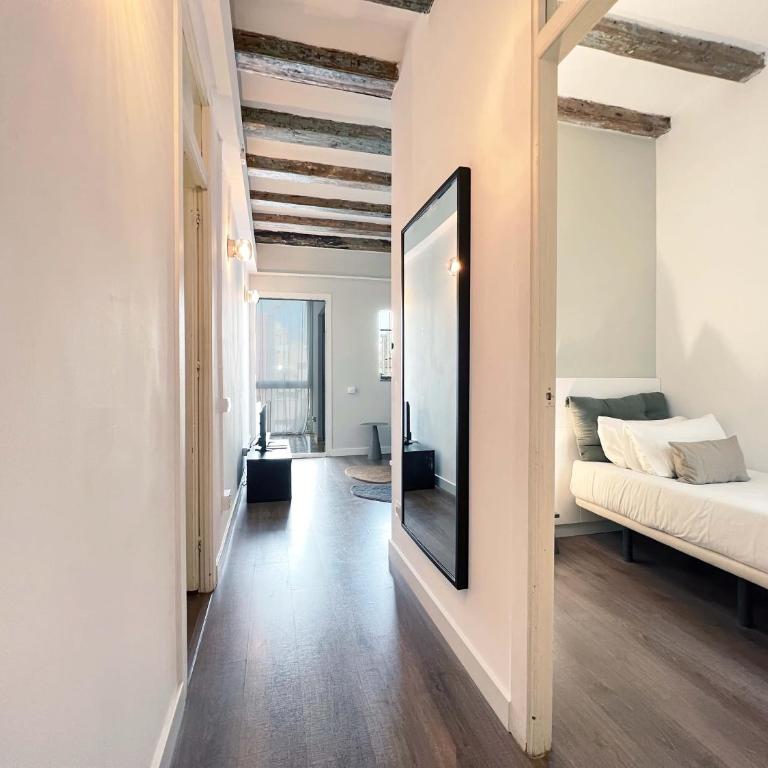 Stay U-nique Apartments Vila de Gracia - Three-Bedroom Apartment - 12