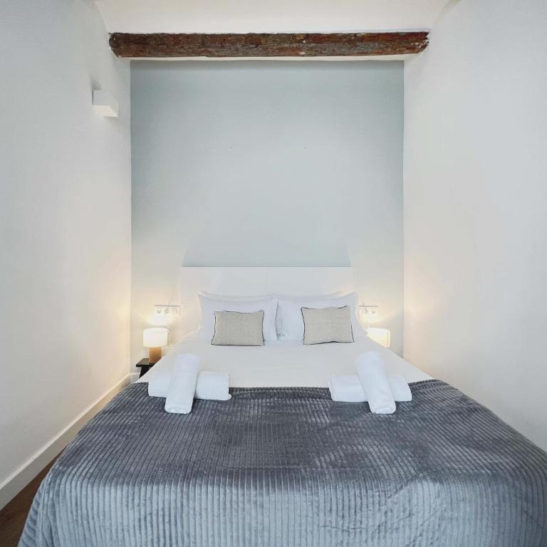Stay U-nique Apartments Vila de Gracia - Three-Bedroom Apartment - 13