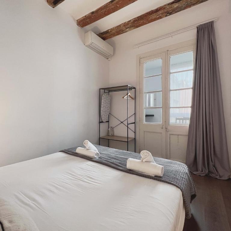 Stay U-nique Apartments Vila de Gracia - Three-Bedroom Apartment - 16