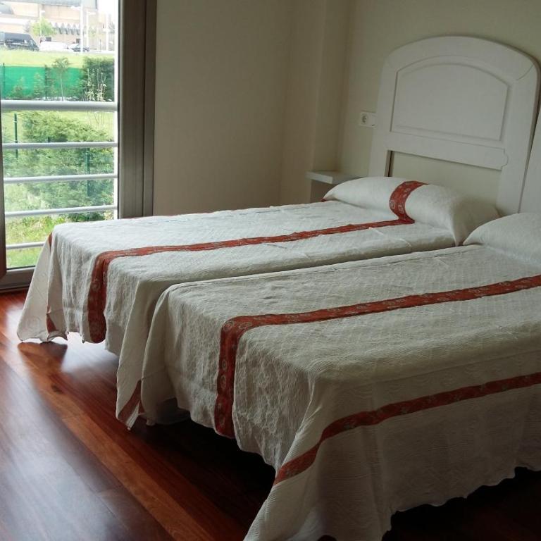 Chalet en Somió con finca independiente - Casa de 5 dormitorios - 4