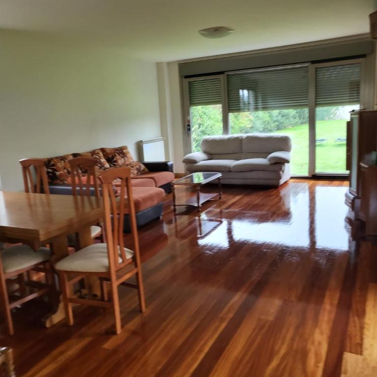 Chalet en Somió con finca independiente - Casa de 5 dormitorios - 10