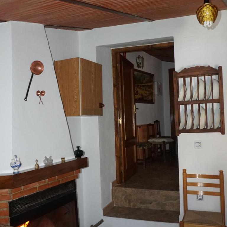 Alojamiento Balcón Al Cerezuelo - Two-Bedroom House - 14