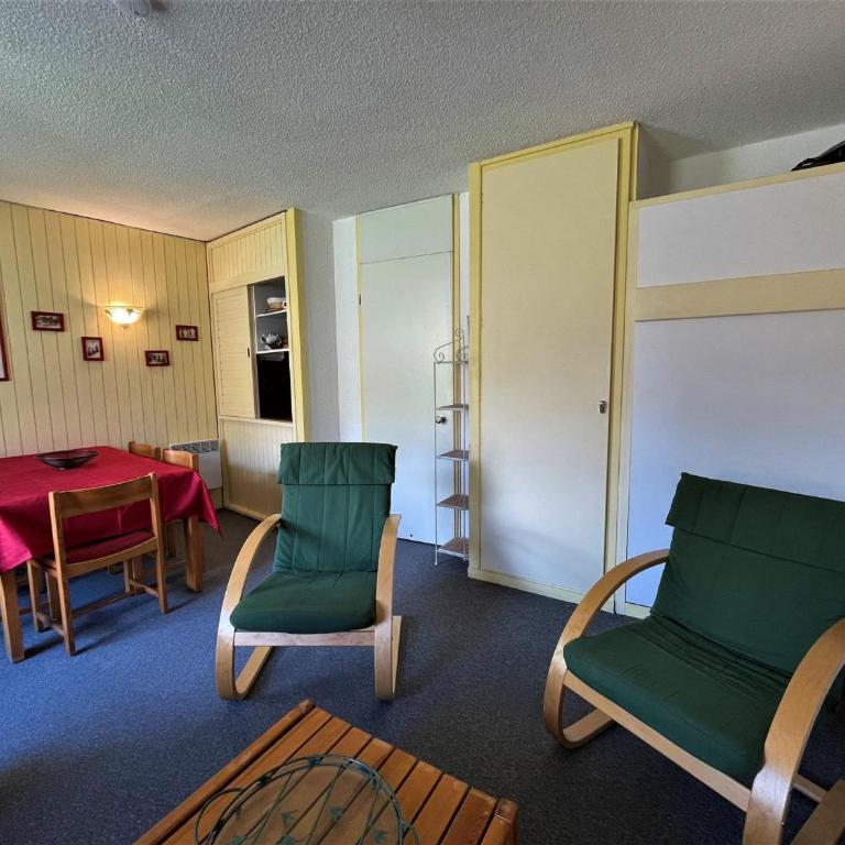 Appartement cosy aux Menuires, 4 pers, skis aux pieds, balcon sud-est - FR-1-452-375 - Apartment - 2