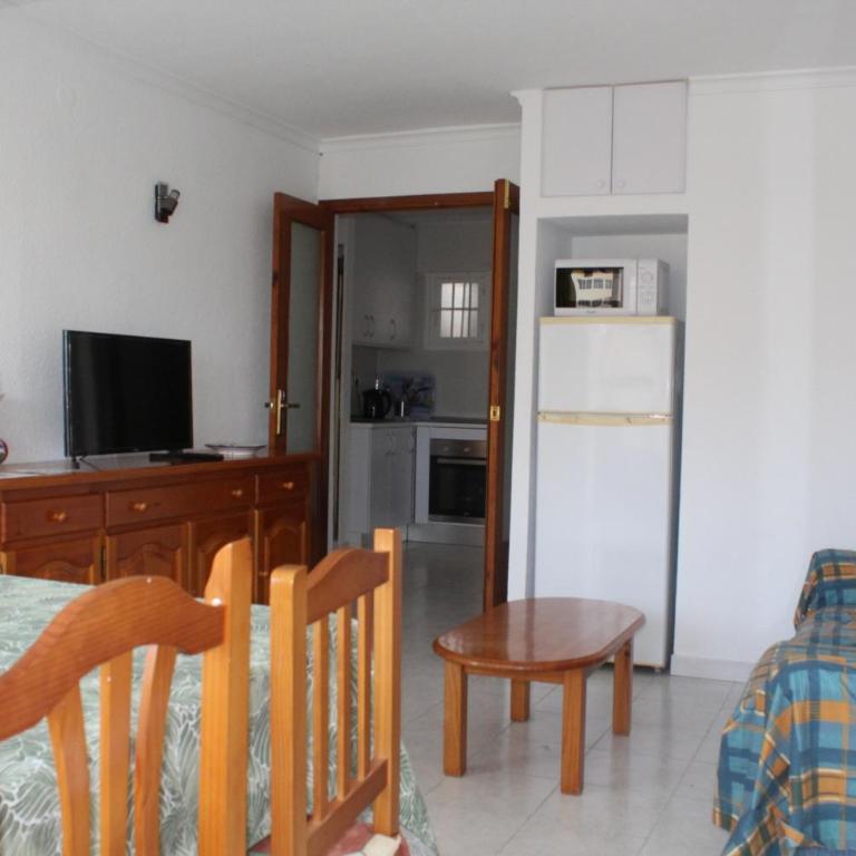 Moby Dick - Two-Bedroom Apartment - 4