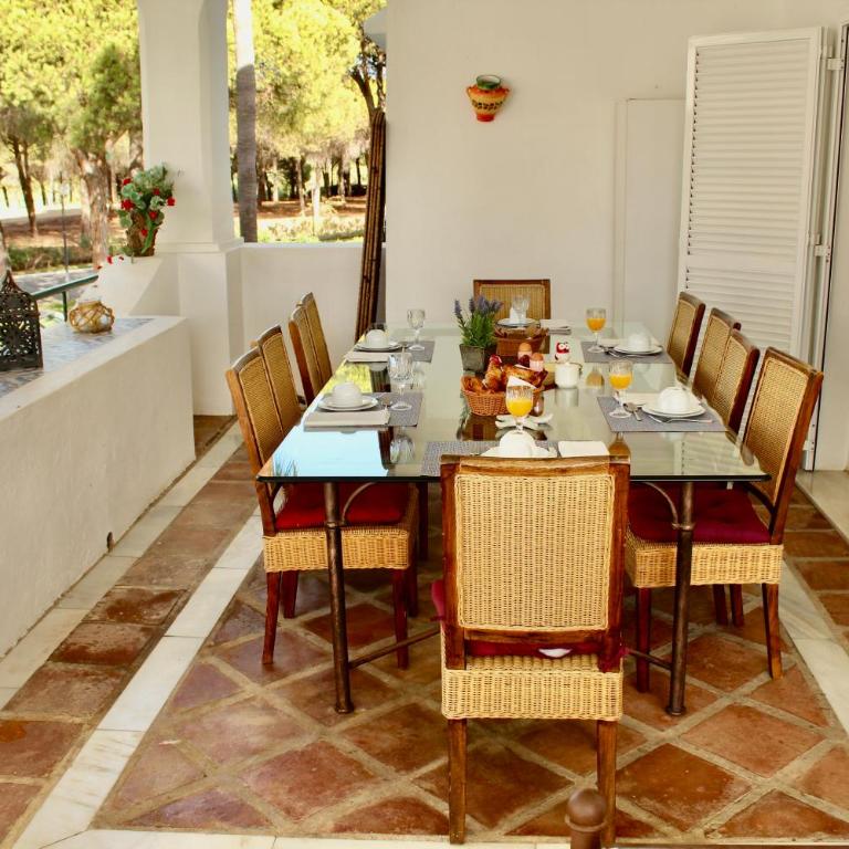 Apartment in El Presidente Beach Side New Golden Mile - Apartamento con vistas a la piscina - 28