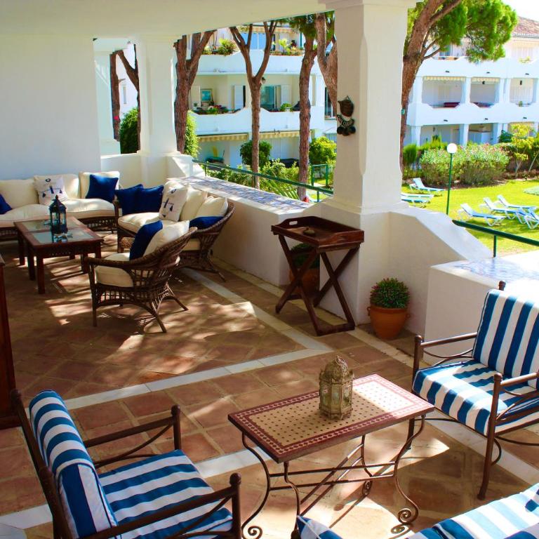 Apartment in El Presidente Beach Side New Golden Mile - Apartamento con vistas a la piscina - 22