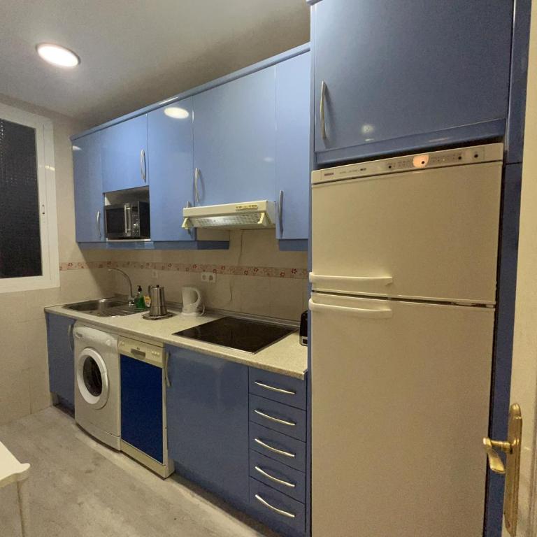 Retiro Atocha Paseo Del Prado , Madrid - Two-Bedroom Apartment - 77
