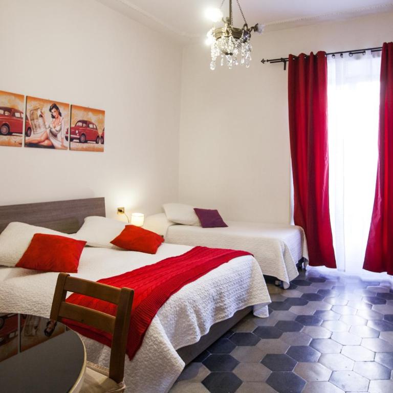 La Dolce Vita Roma - Camera Tripla con Bagno Privato - 11