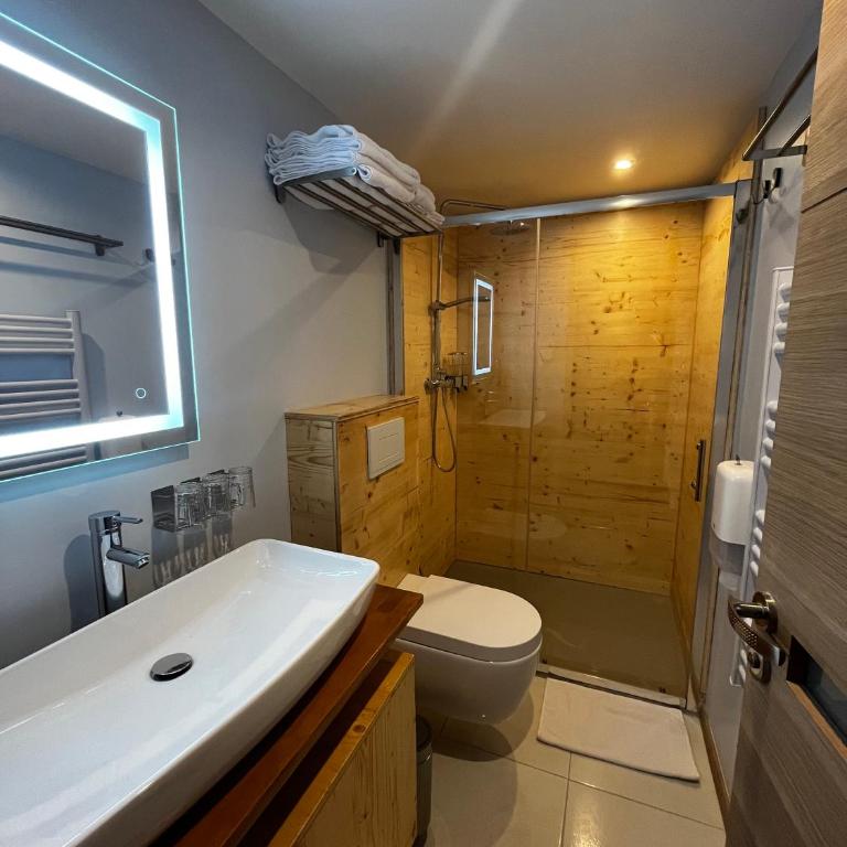 9WAGRAM Hotel Boutique - Chambre Lit Queen-Size Liffré - 4