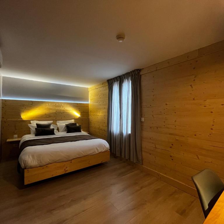 9WAGRAM Hotel Boutique - Chambre Lit Queen-Size Liffré - 3