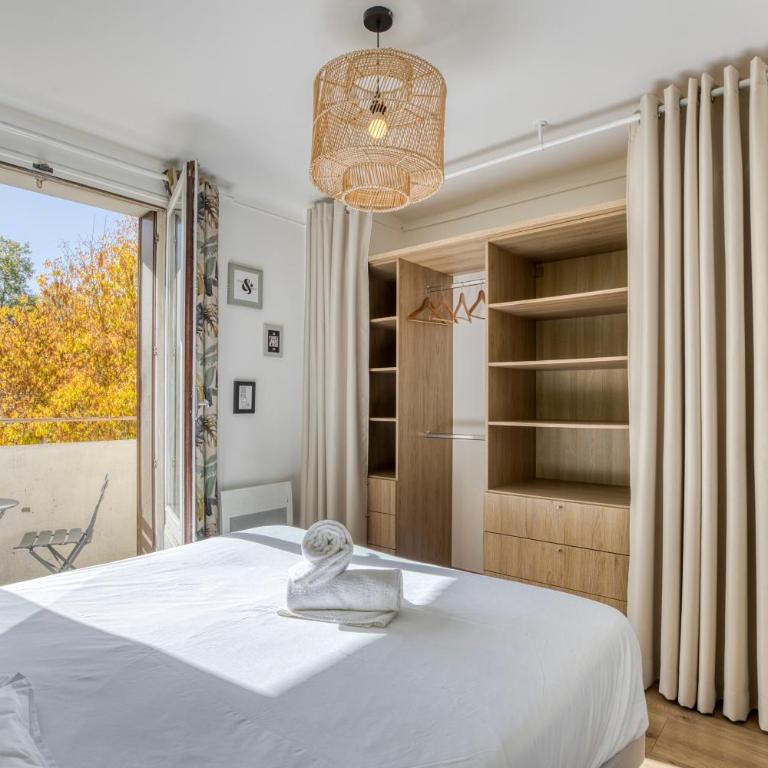 Le Boheme - MyCosyApart, Netflix - Two-Bedroom Apartment - 11