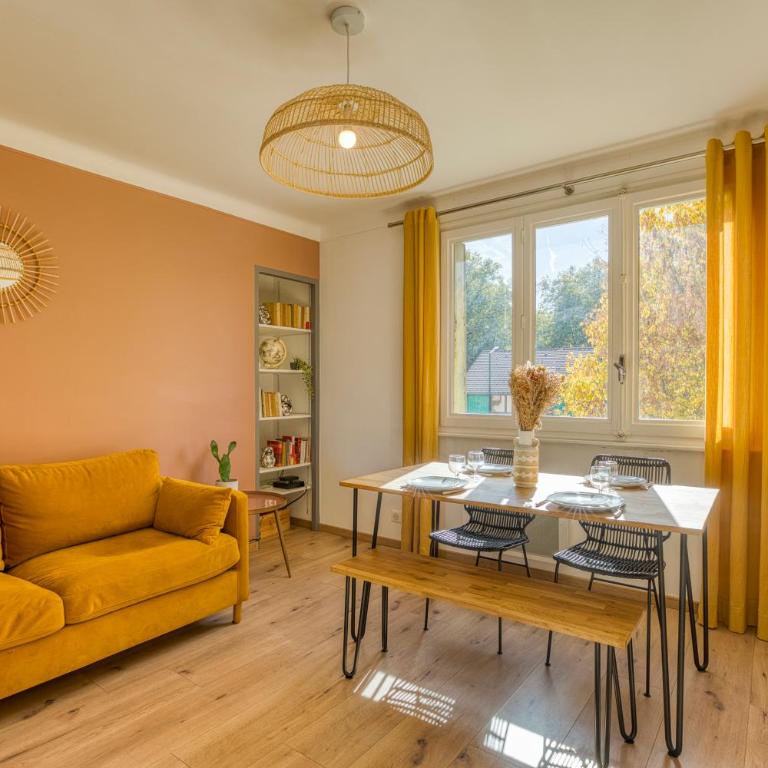 Le Boheme - MyCosyApart, Netflix - Two-Bedroom Apartment - 3