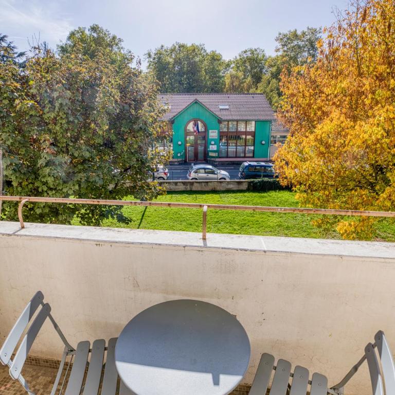 Le Boheme - MyCosyApart, Netflix - Two-Bedroom Apartment - 12