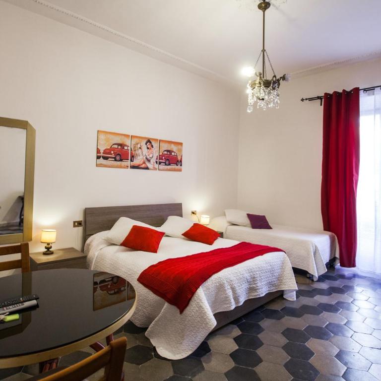 La Dolce Vita Roma - Camera Tripla con Bagno Privato - 6