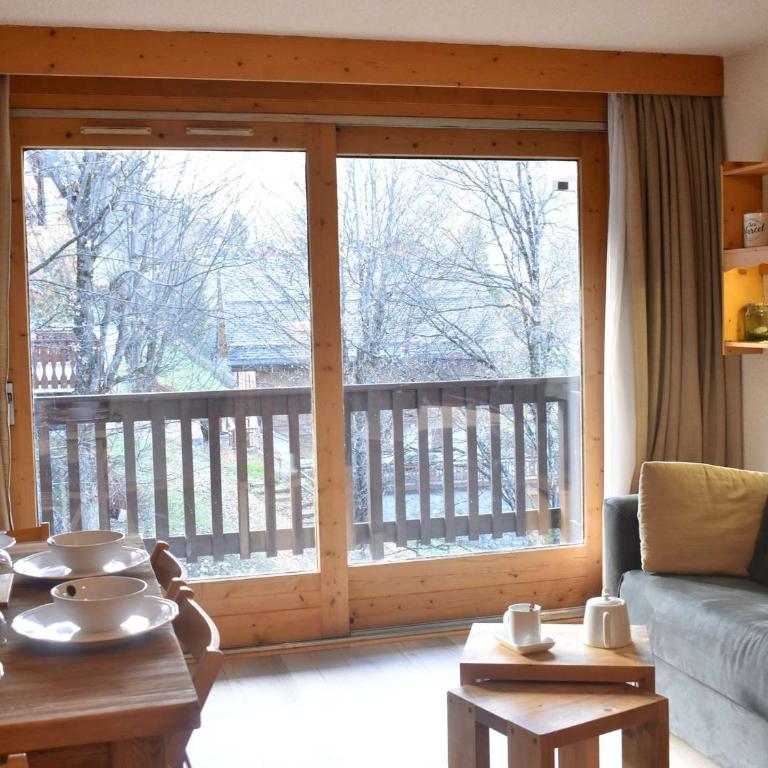 Studio skis aux pieds à Méribel – Centre, commerces à 100m, piscine estivale, ascenseur, casier à skis - Appartement 1 Chambre - 31