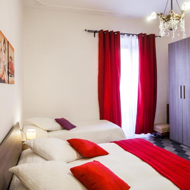 La Dolce Vita Roma - Camera Tripla con Bagno Privato - 1
