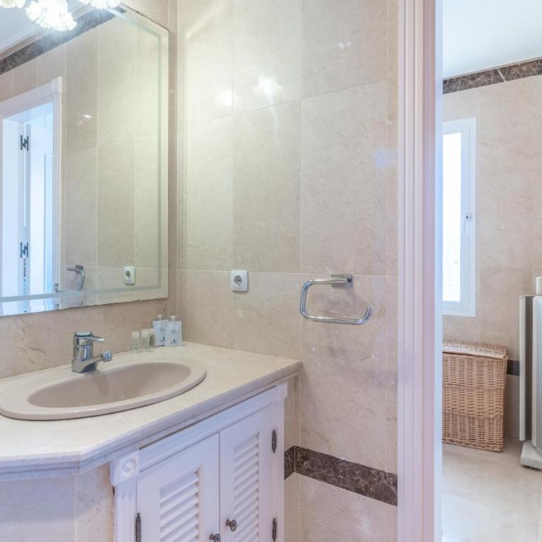 VIP Dominion Beach Estepona - Apartamento con vistas al mar - 17