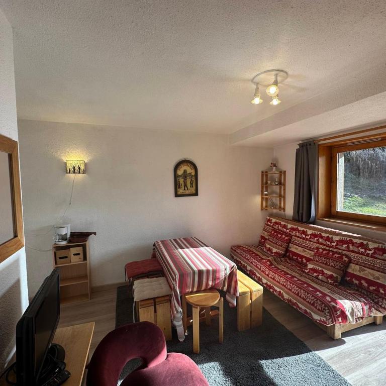 Studio à Méribel : ski aux pieds, balcon, Wi-Fi et parking - FR-1-688-32 - Studio - 5