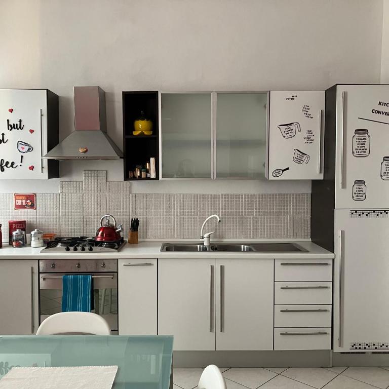 Appartamento incantevole a Parma - Two-Bedroom Apartment - 9