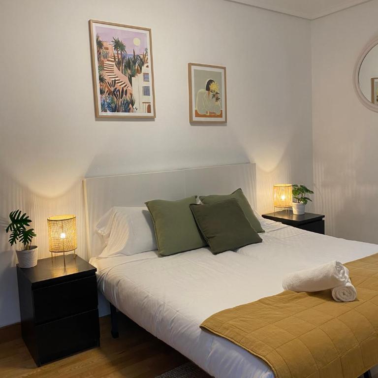 Apartamento Amplio y Central a pie de Playa la Concha - Apartamento con balcón - 29