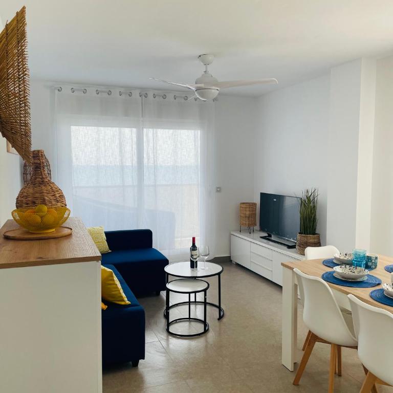 Seafront La Manga Apartment - Apartamento de 3 dormitorios - 23