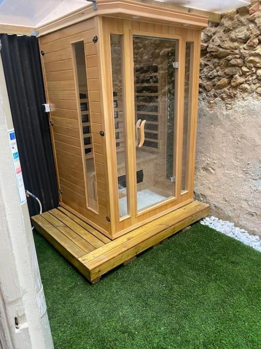 Superbe suite avec jacuzzi patio et sauna - Apartment mit 1 Schlafzimmer - 5