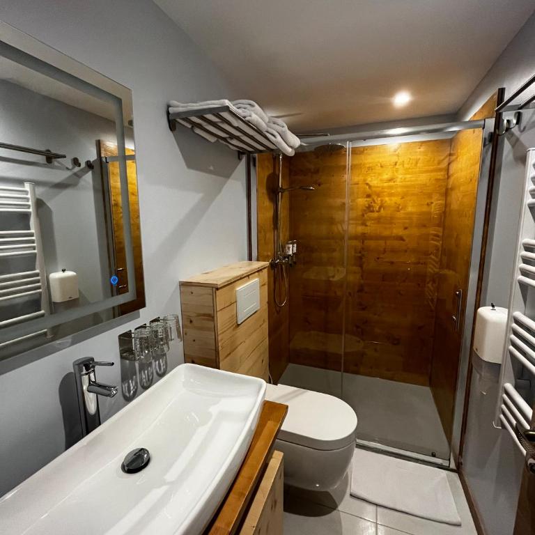 9WAGRAM Hotel Boutique - Chambre Lit Queen-Size Papeete - 5