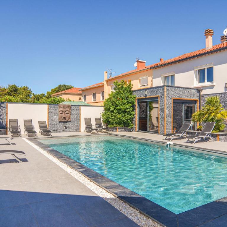 Beautiful Home In Agde - Maison de Vacances 5 Chambres - 11