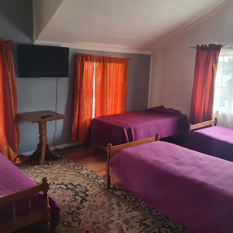 Hostal Papo - Quadruple Room with Shared Bathroom - 1
