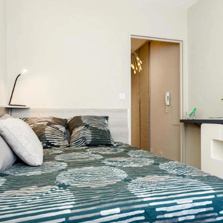 Studio Vue Palais des Papes - AC clim parking - Studio - 5