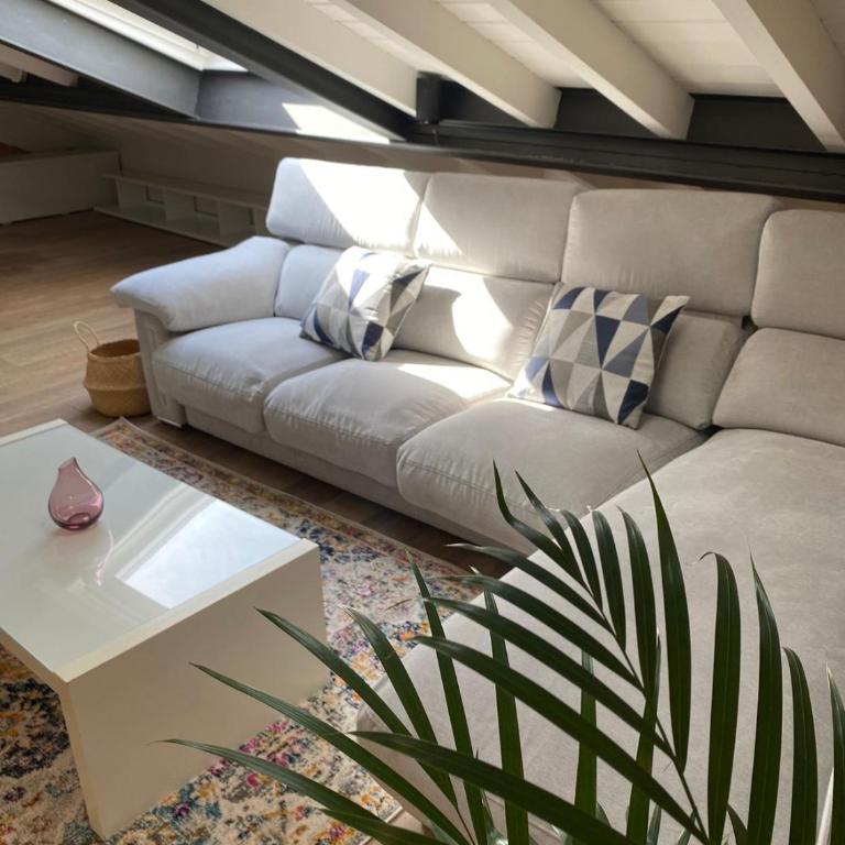Bluu House - Two-Bedroom Apartment - 8