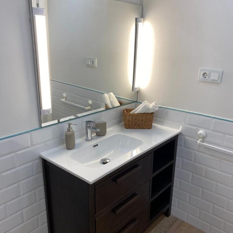 Bluu House - Two-Bedroom Apartment - 9