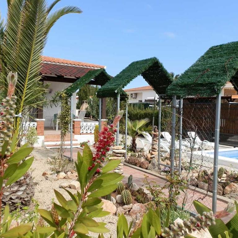 Vacaciones ideales: Casa cerca del mar con piscina privada, wifi, aire opcional y mascotas bienvenidas - ES-184-34 - Casa - 5