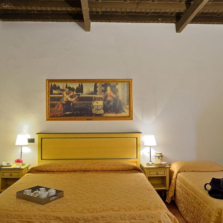 Hotel Vasari - Triple Room - 2