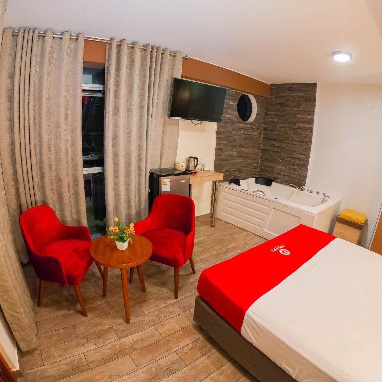 Luxuri Hotel Piedra Blanca - Studio with Spa Bath - 4