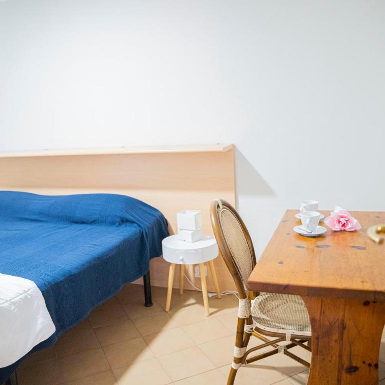 Villaggio Smeraldo - Appartamento con 2 Camere da Letto - 4