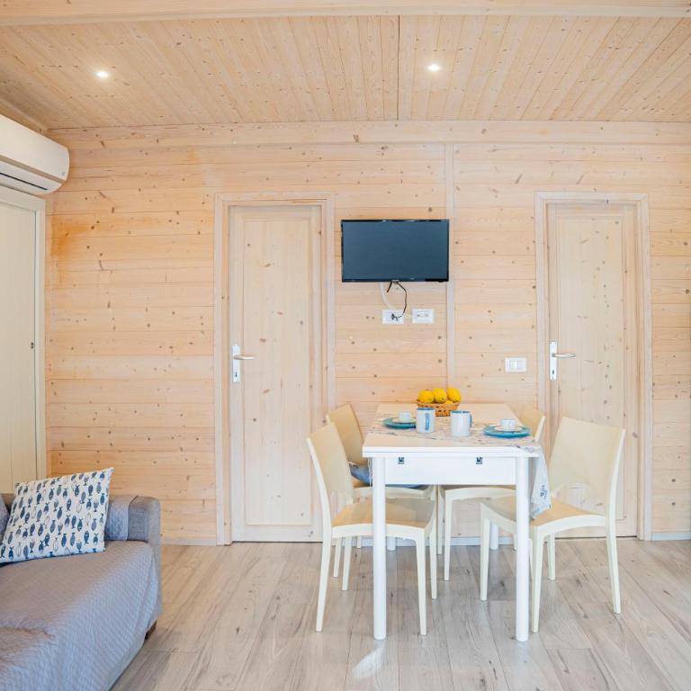 Villaggio Smeraldo - Chalet Superior - 11
